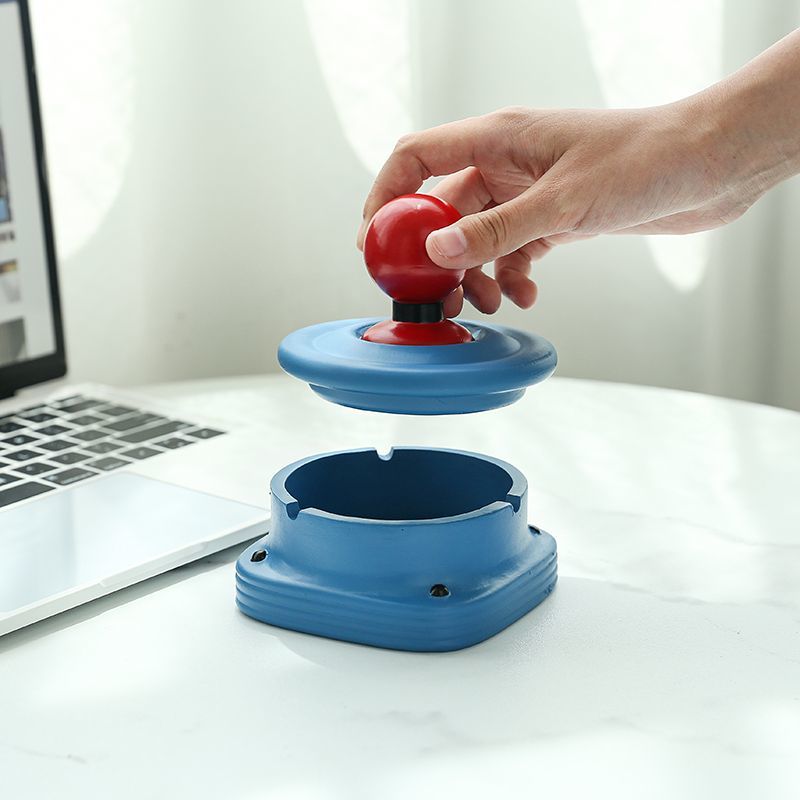 Cenicero de resina con tapa, n - Home Office Trend reseña y precio